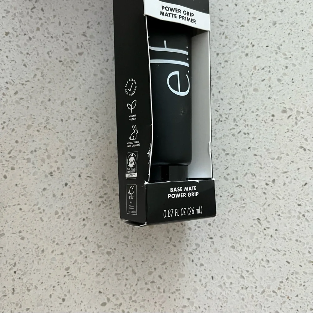 e.l.f. Power Grip Matte Primer - Clear/Transparent - Picture 5 of 10